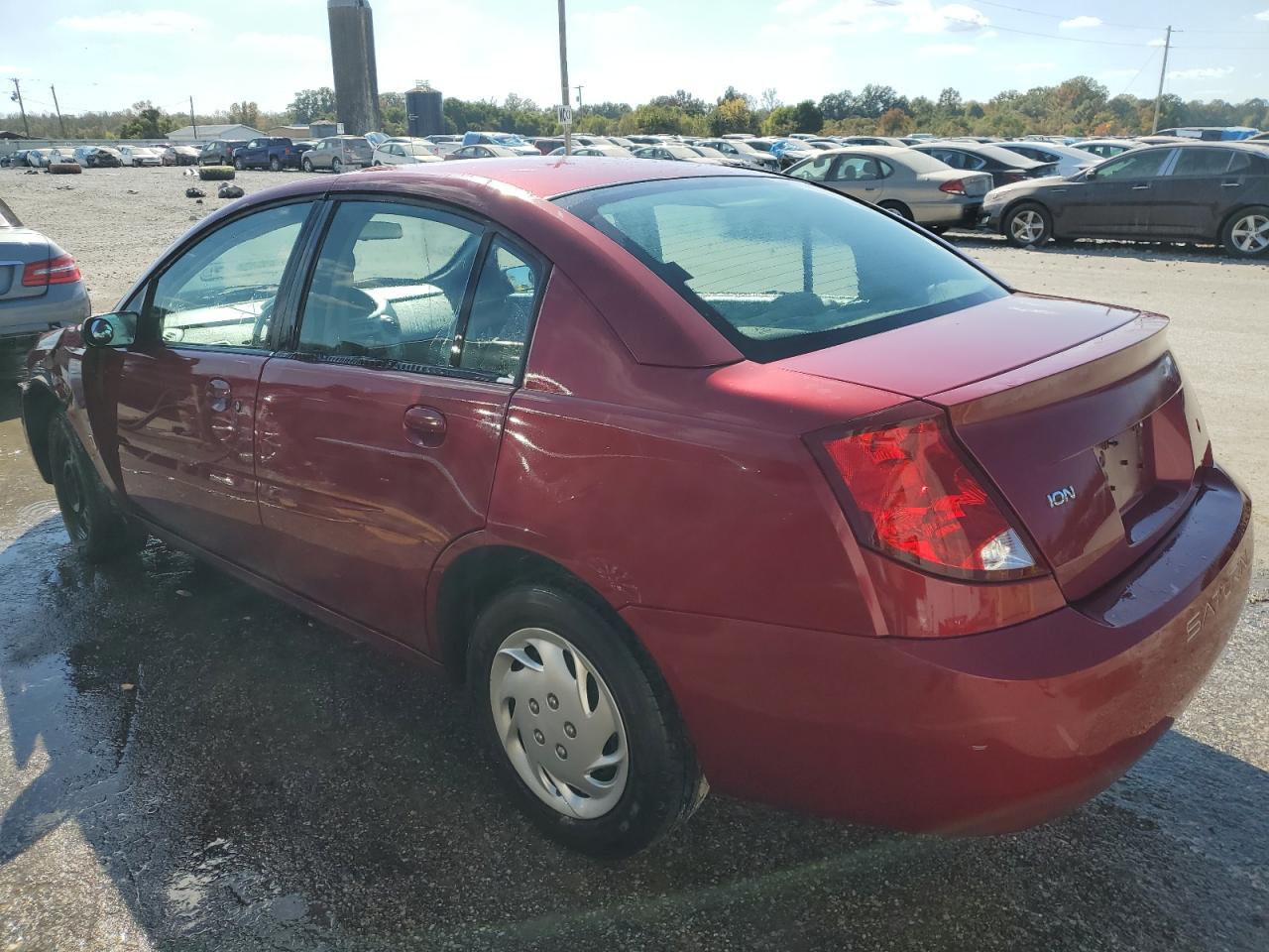 2004 Saturn ION - Image 2