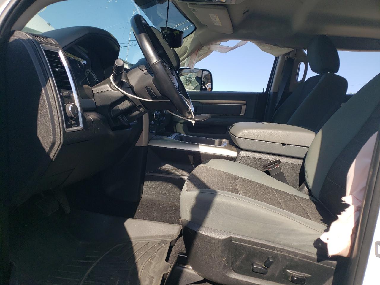 2017 Ram 1500 Slt VIN: 1C6RR7LM4HS873990 Lot: 73548774