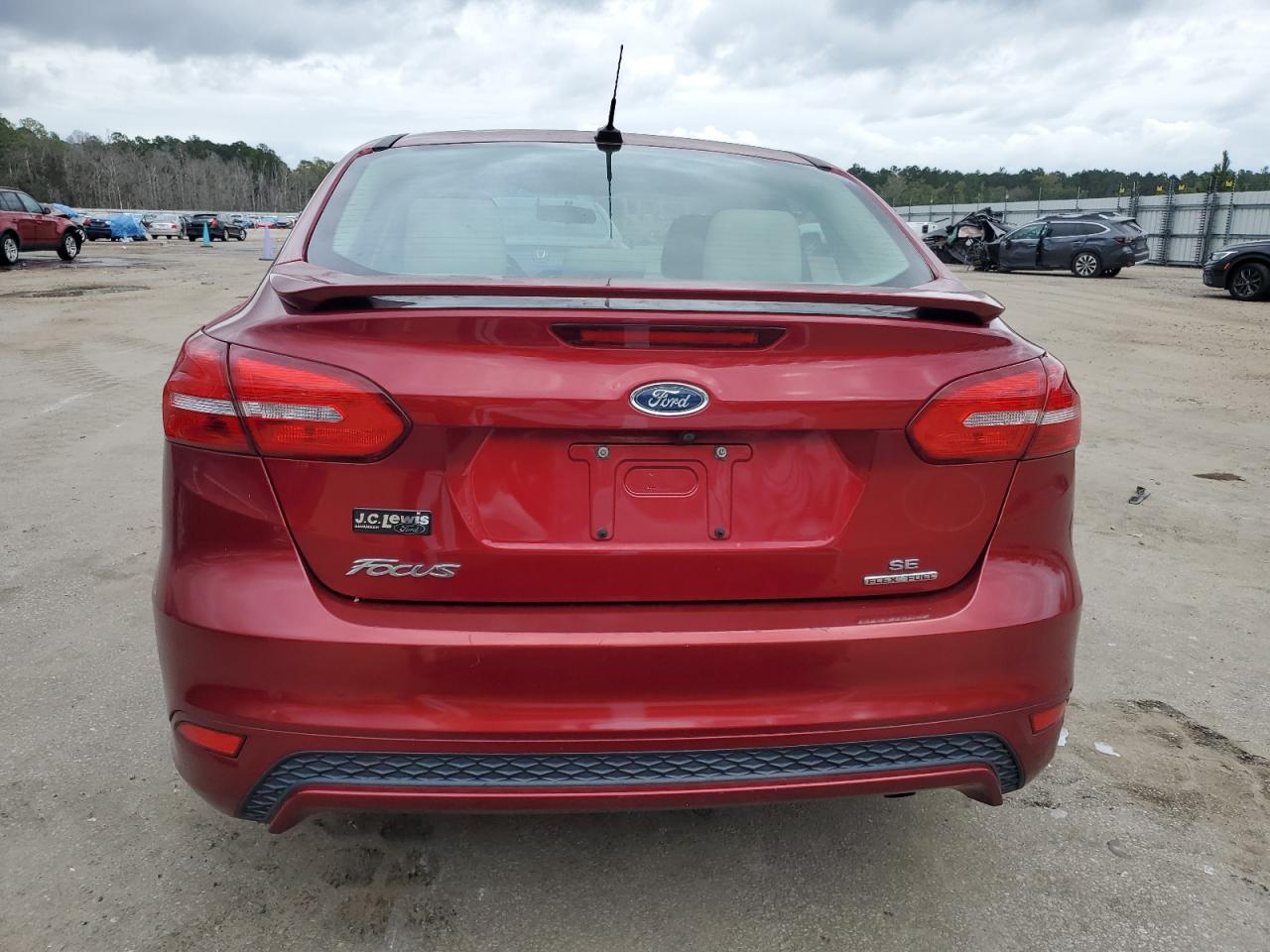 2016 Ford Focus Se VIN: 1FADP3F22GL210685 Lot: 74094744