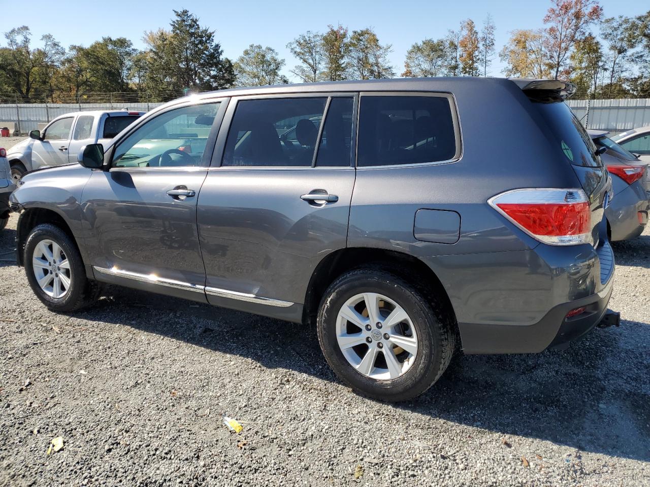 2012 Toyota Highlander Base VIN: 5TDBK3EH3CS124719 Lot: 76926604