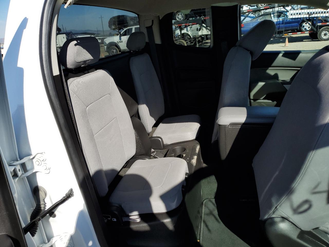 2018 Chevrolet Colorado - Image 10