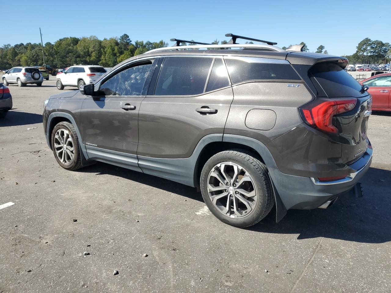 2020 GMC Terrain - Image 2