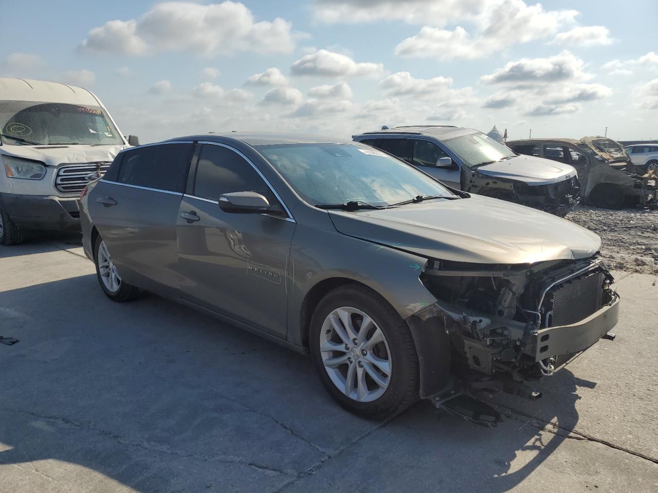 2018 Chevrolet Malibu - Image 4