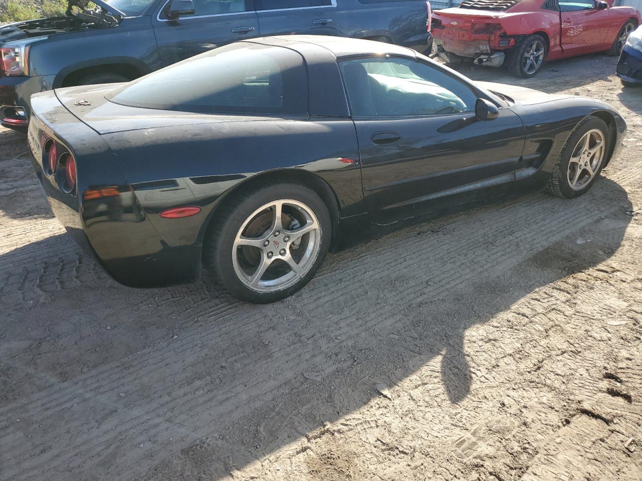 2004 Chevrolet Corvette - Image 3