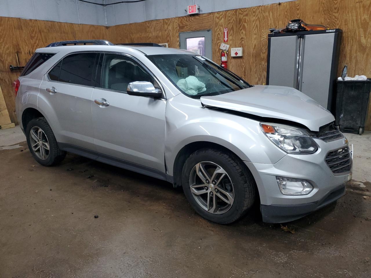 2017 Chevrolet Equinox - Image 4