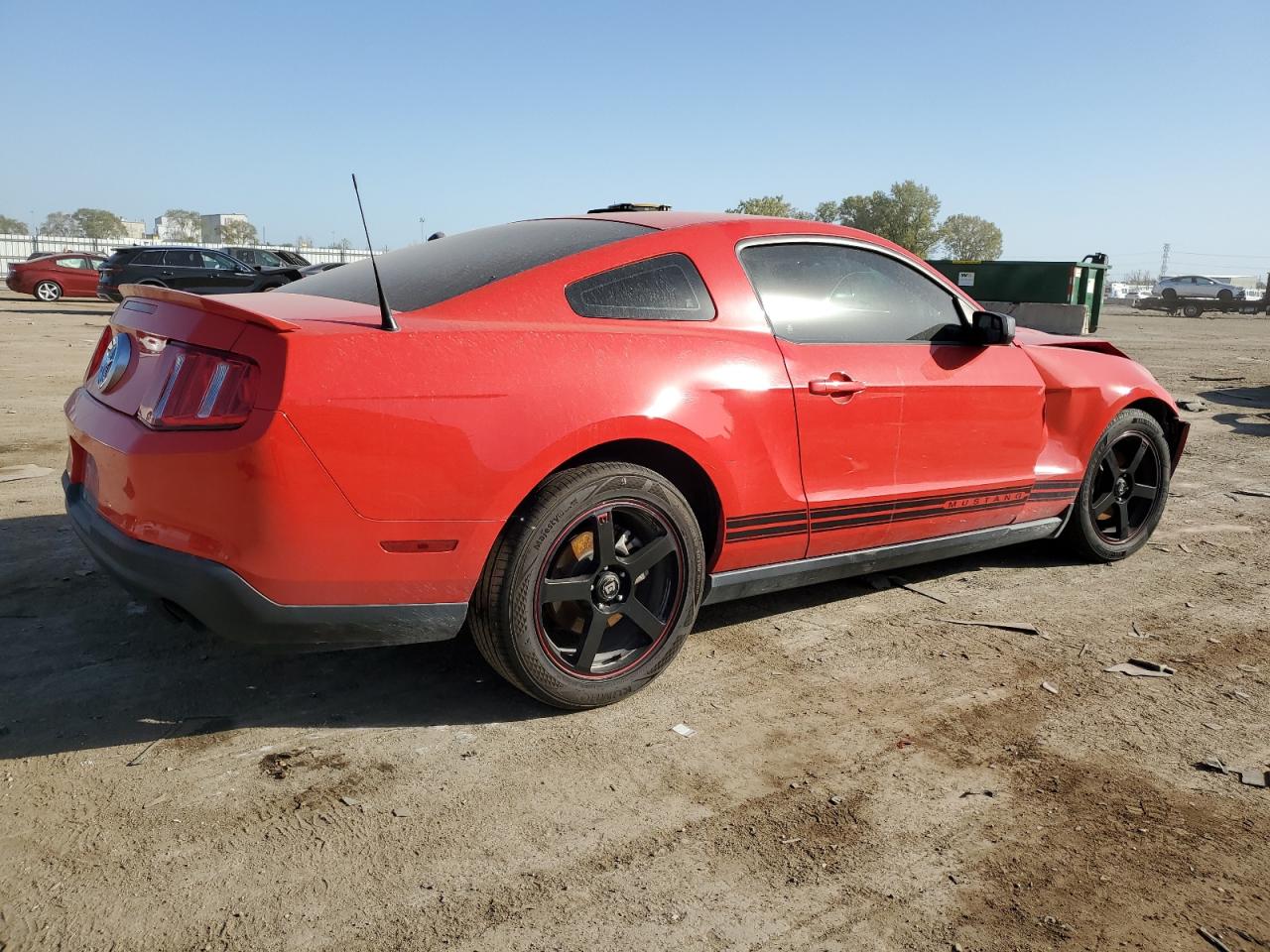 2011 Ford Mustang - Image 3