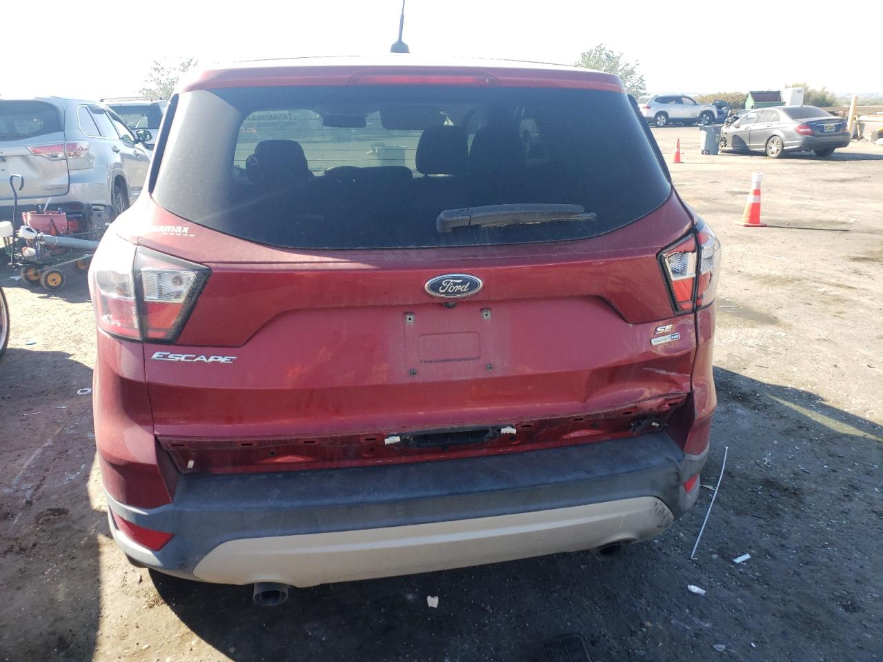 2017 Ford Escape Se VIN: 1FMCU9GD2HUD05899 Lot: 74566904