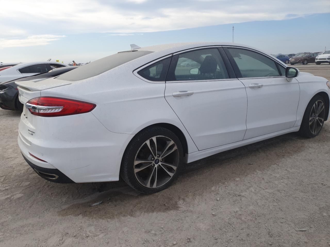2020 Ford Fusion - Image 3