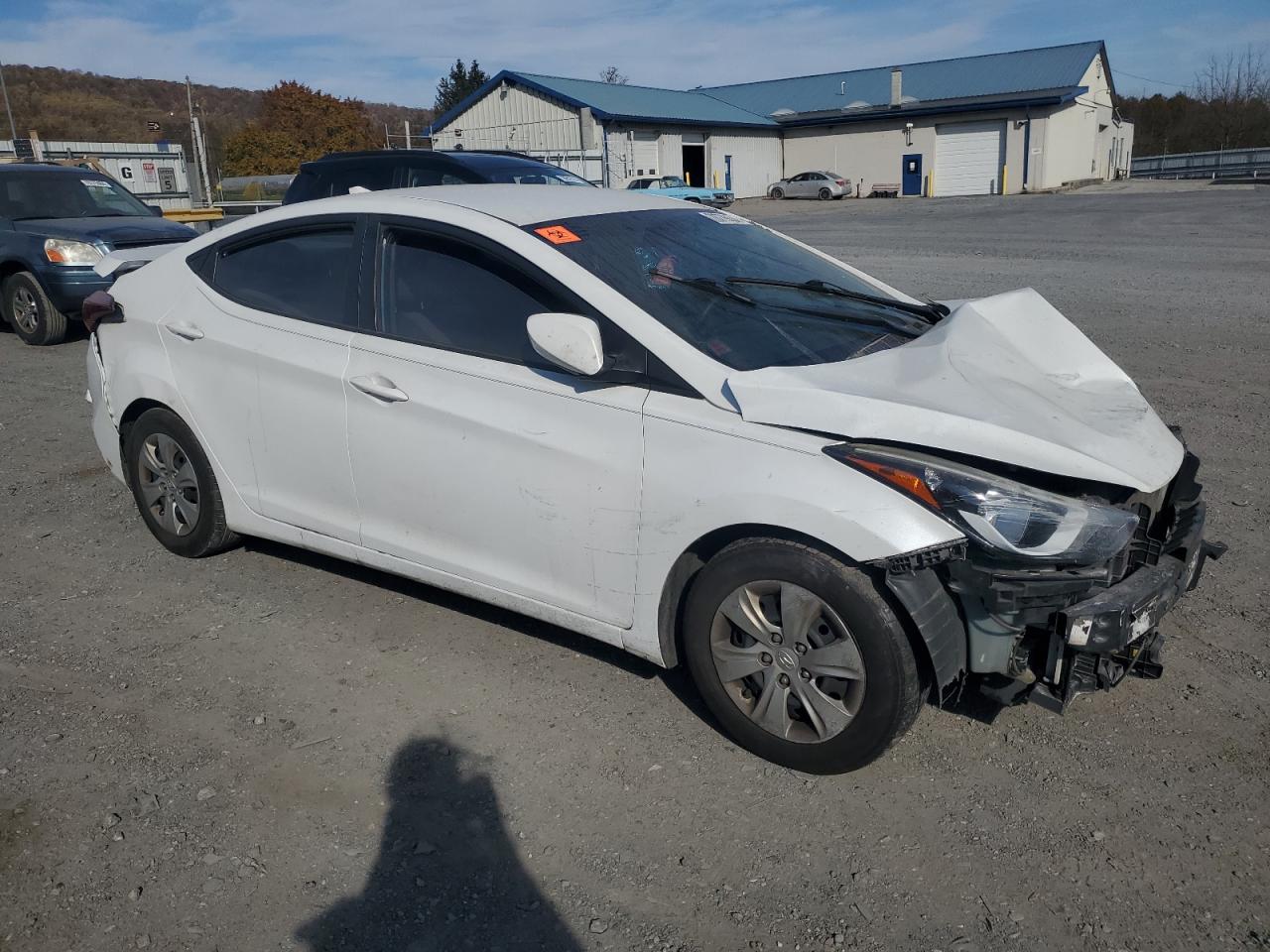 2016 Hyundai Elantra - Image 4