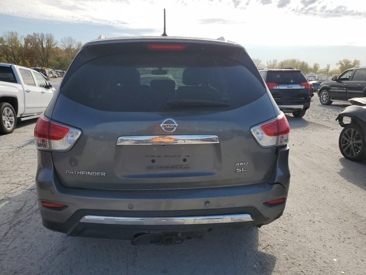 2015 Nissan Pathfinder S VIN: 5N1AR2MM9FC718765 Lot: 75476304