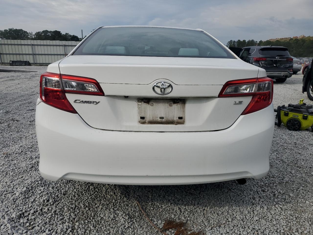 4T1BF1FK9EU440431 2014 Toyota Camry L