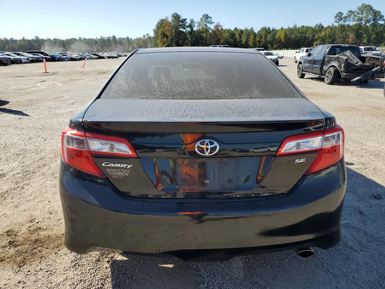2014 Toyota Camry - Image 6