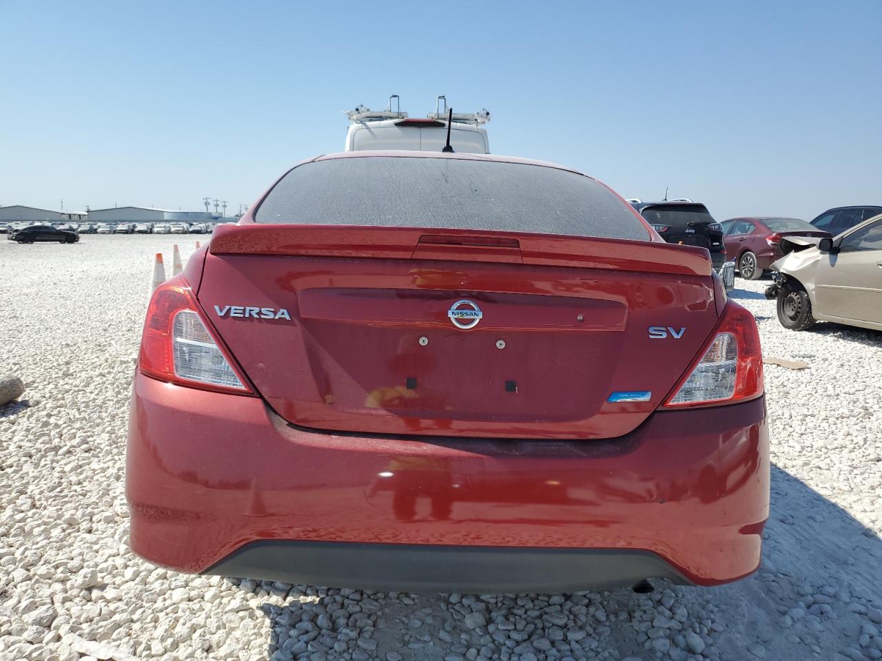 2015 Nissan Versa S VIN: 3N1CN7AP8FL875909 Lot: 76114544