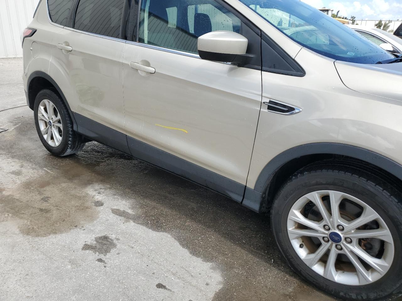 2018 Ford Escape Se VIN: 1FMCU9GD8JUB80817 Lot: 76999664