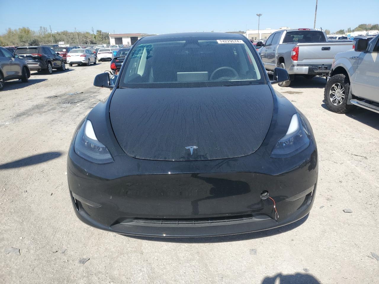 7SAYGDEF2RF043520 2024 Tesla Model Y