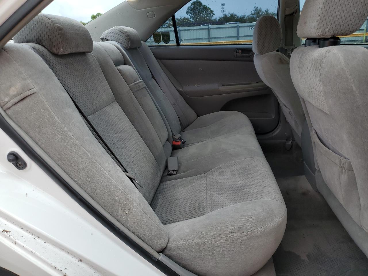 2004 Toyota Camry Le VIN: 4T1BE30K94U364523 Lot: 77575504