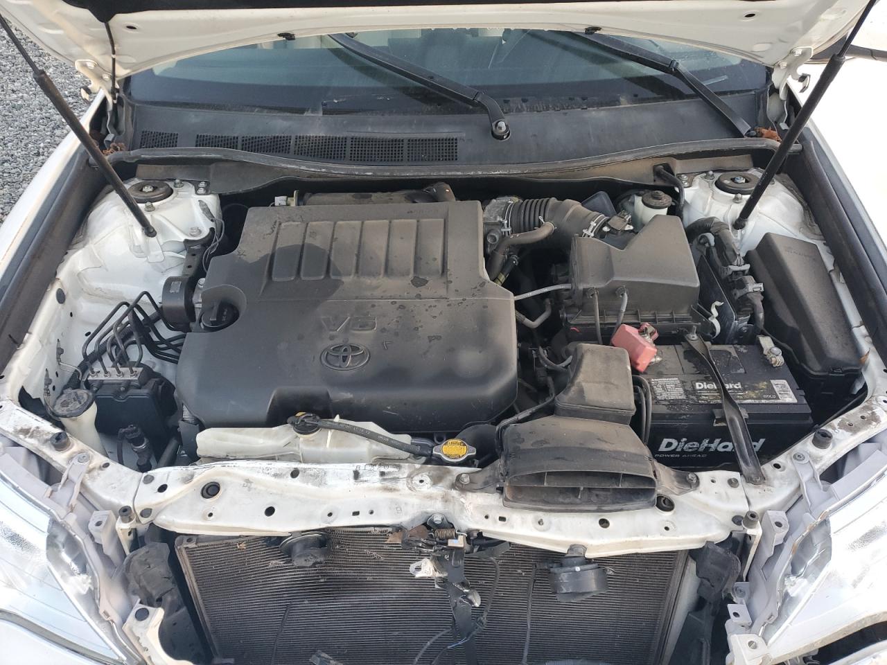 2014 Toyota Camry - Image 11