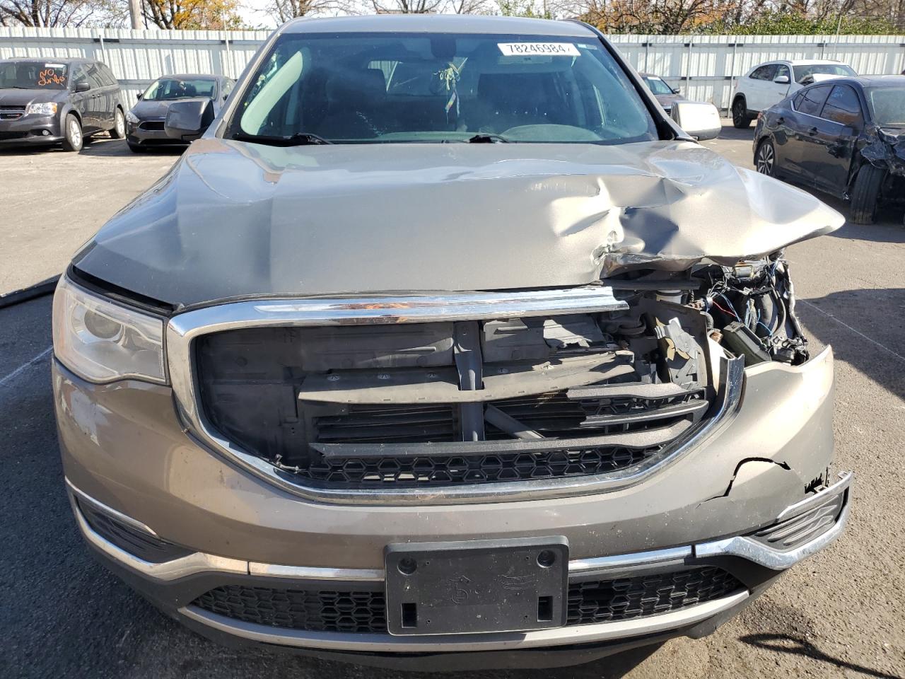 2019 GMC Acadia - Image 5