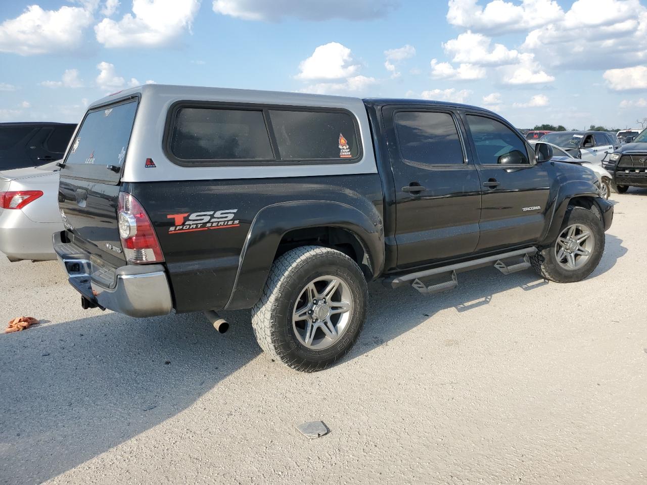 VIN 3TMLU4EN0DM132806 2013 TOYOTA TACOMA no.3