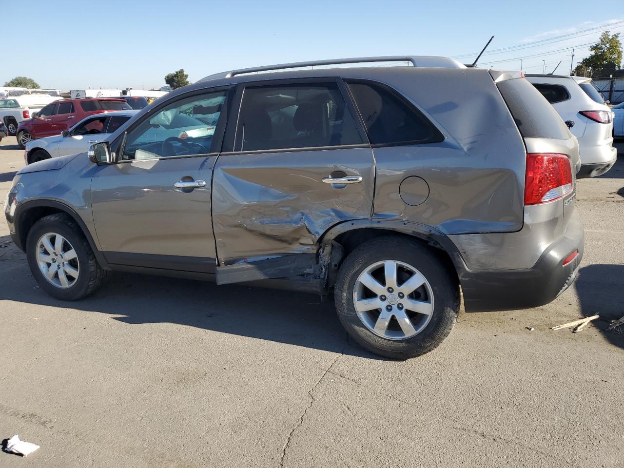 2011 Kia Sorento Base VIN: 5XYKT4A15BG157552 Lot: 74479134