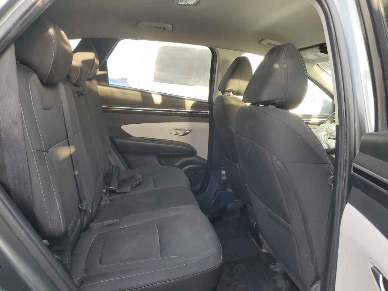 2022 Hyundai Tucson - Image 11