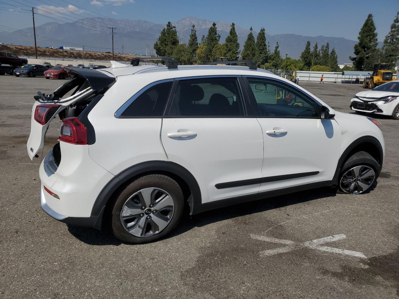 KNDCB3LC5K5353001 2019 Kia Niro Fe