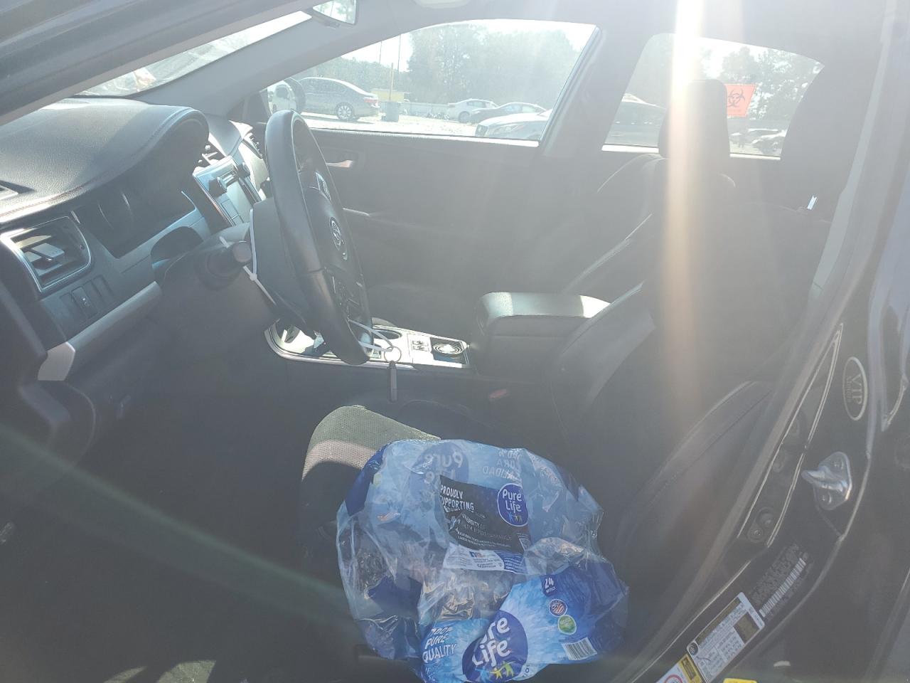 2016 Toyota Camry - Image 7