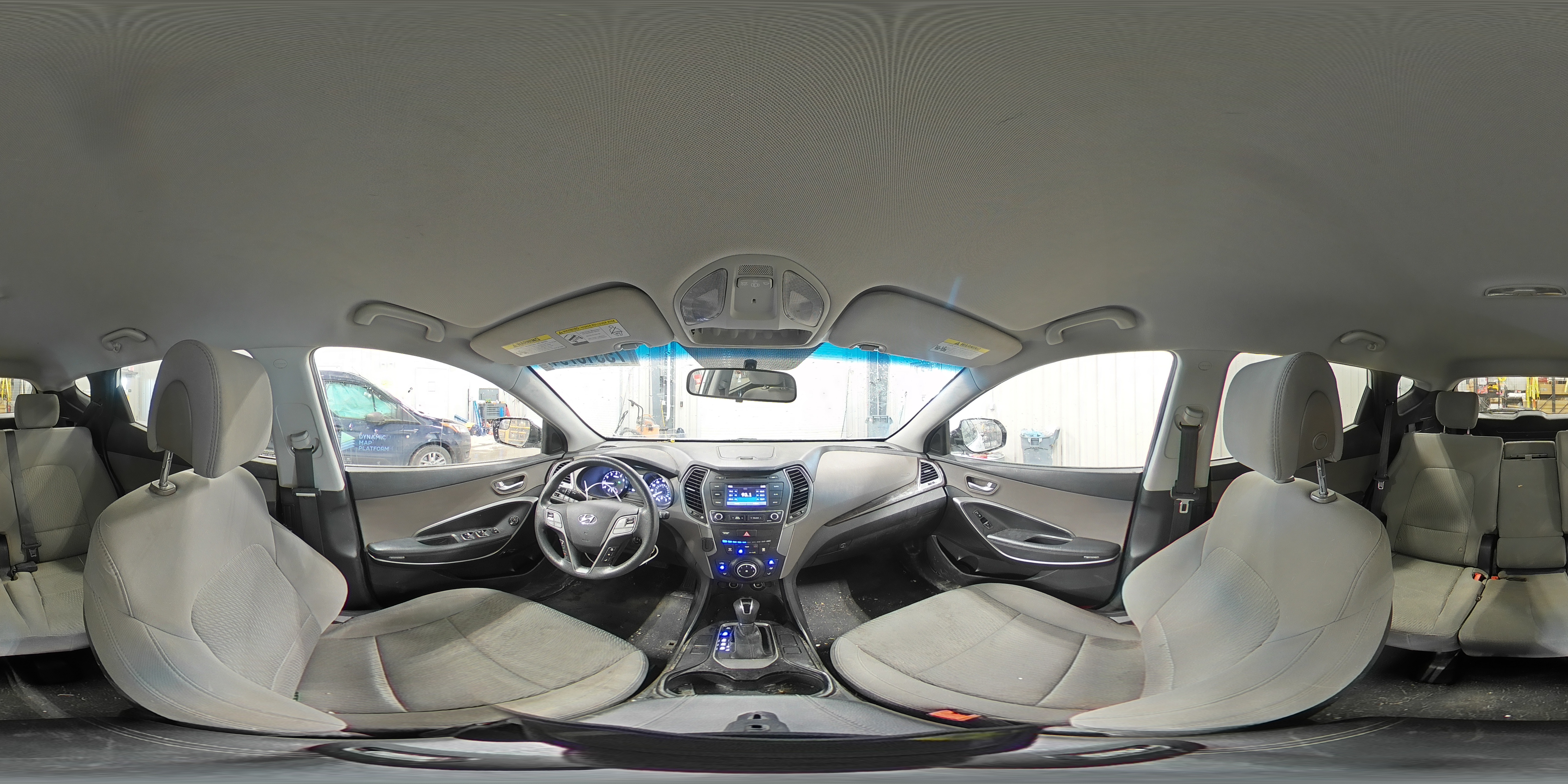 2018 Hyundai Santa Fe - Image 12