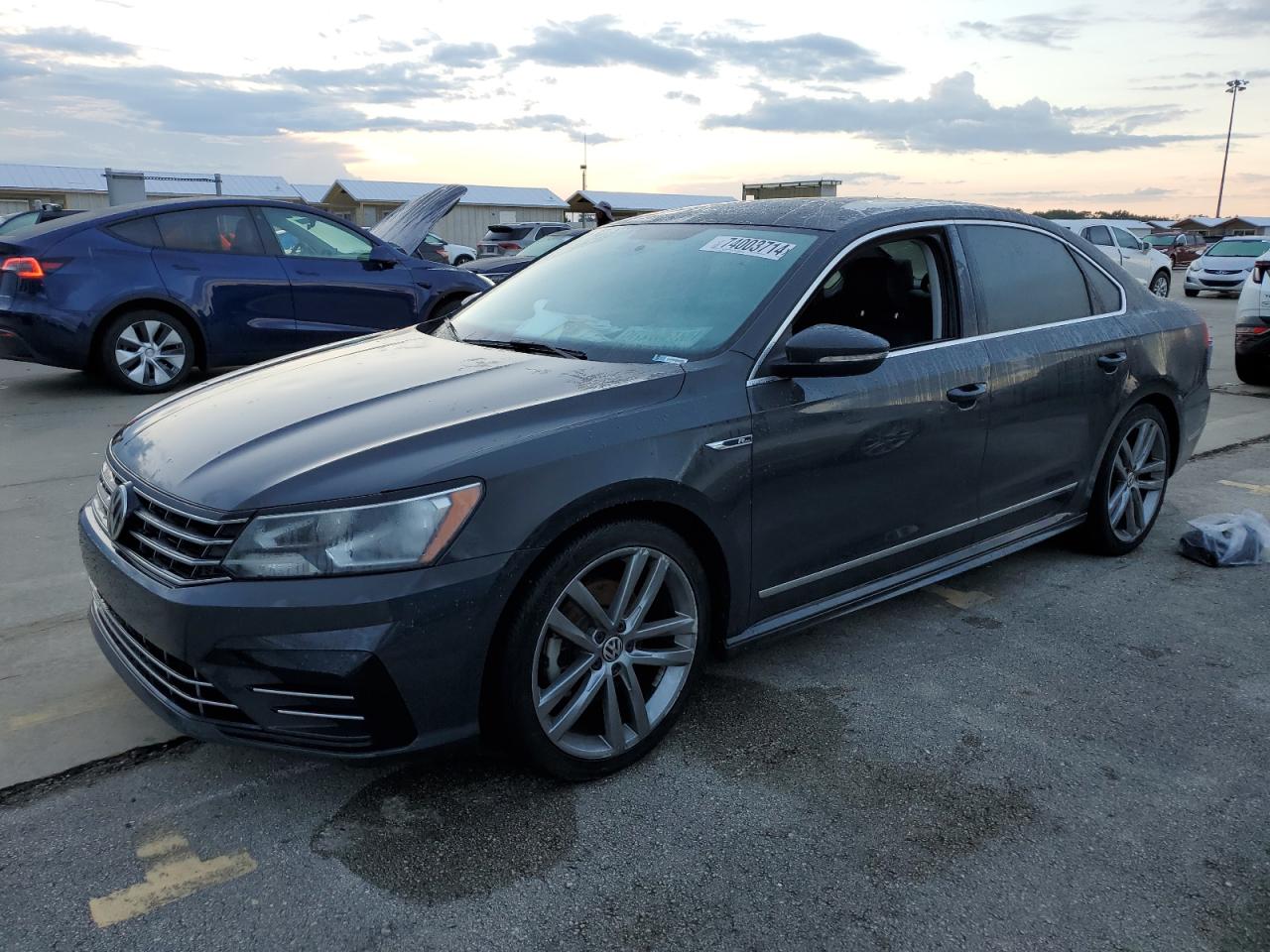 1VWDT7A3XHC011931 2017 VOLKSWAGEN PASSAT - Image 1