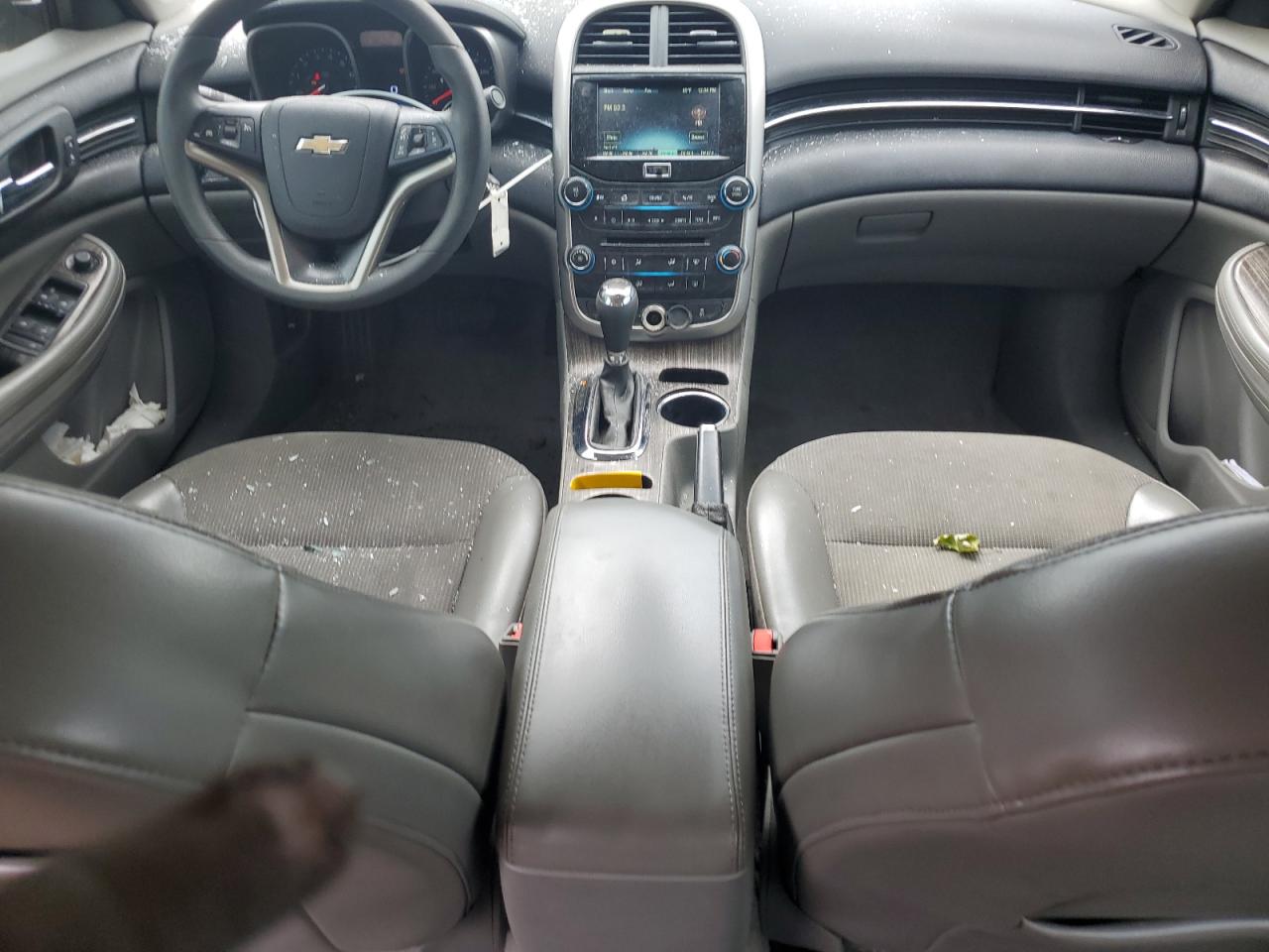 2016 Chevrolet Malibu - Image 8