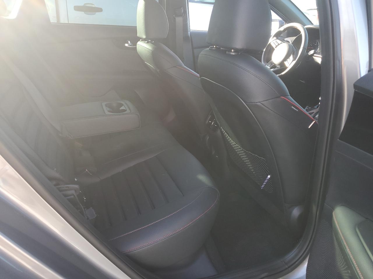 2024 Kia Forte - Image 10