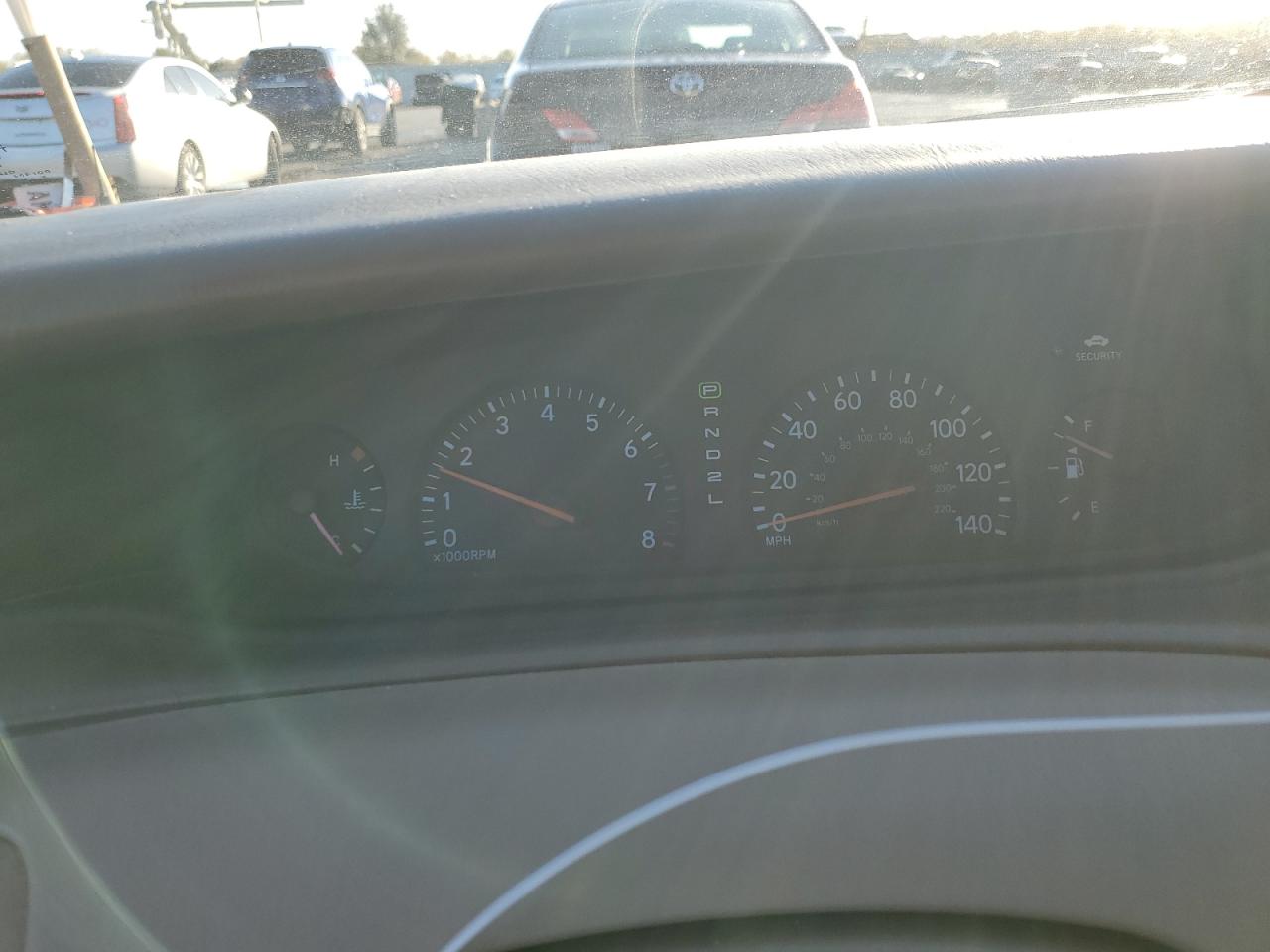 2003 Toyota Avalon - Image 9