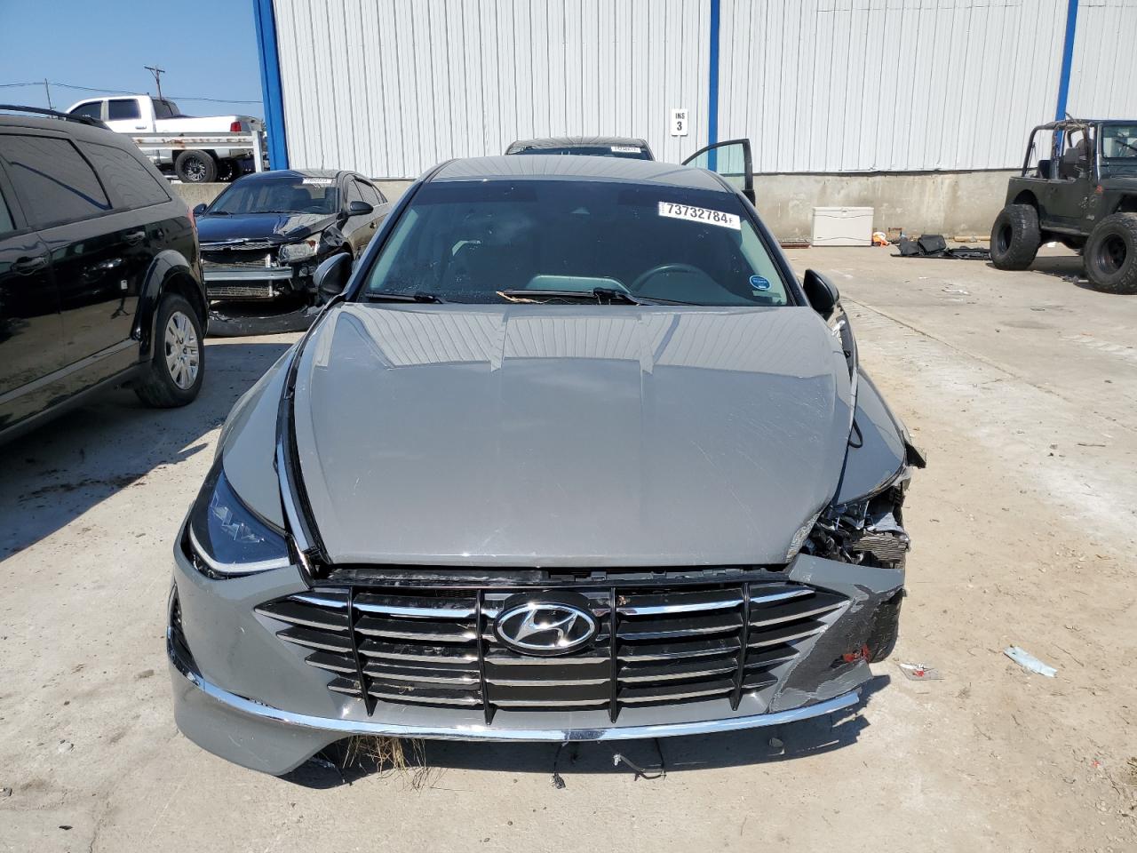 2022 Hyundai Sonata - Image 5