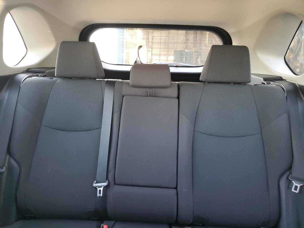 2019 Toyota RAV 4 - Image 10