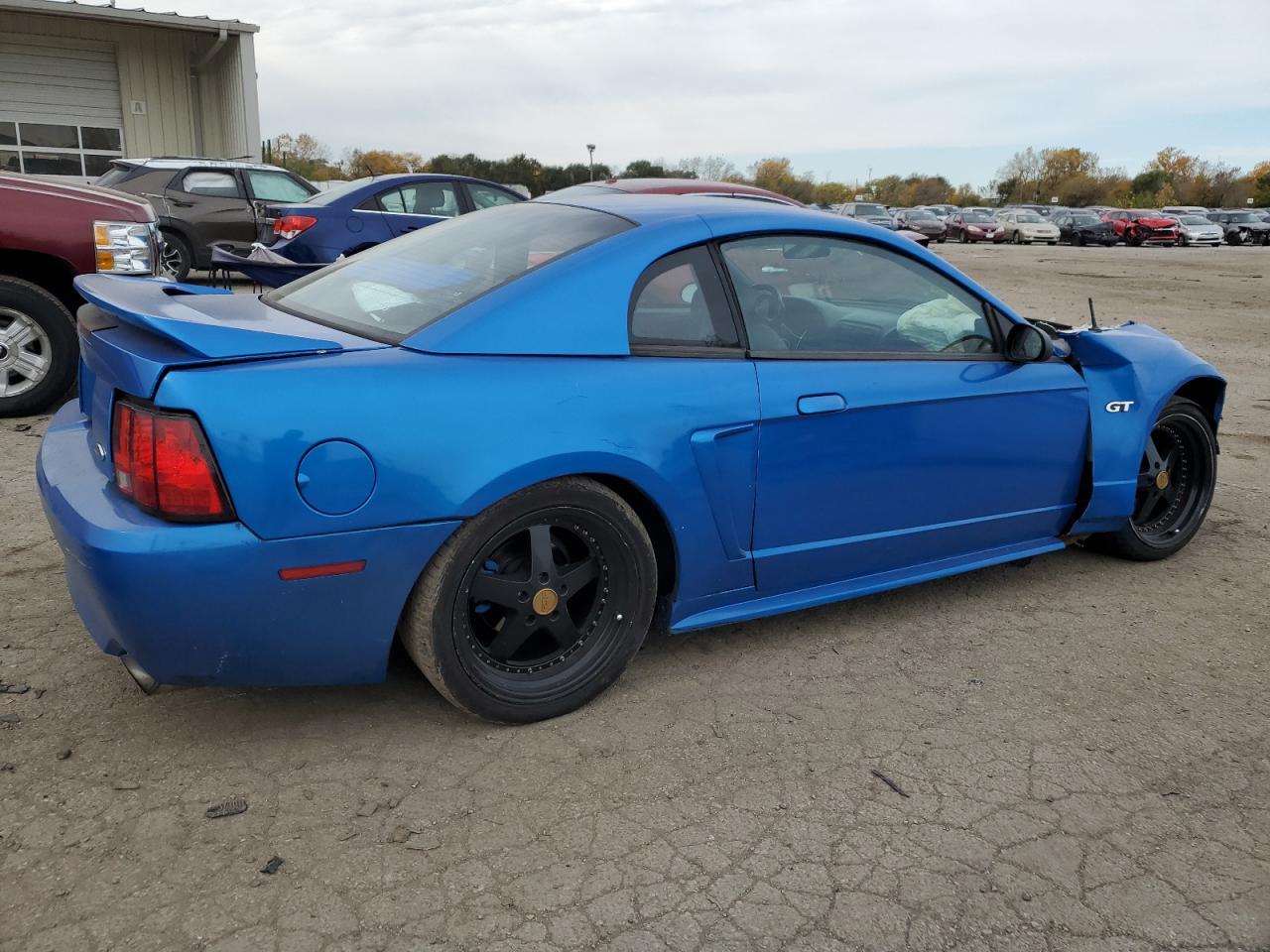2000 Ford Mustang - Image 3