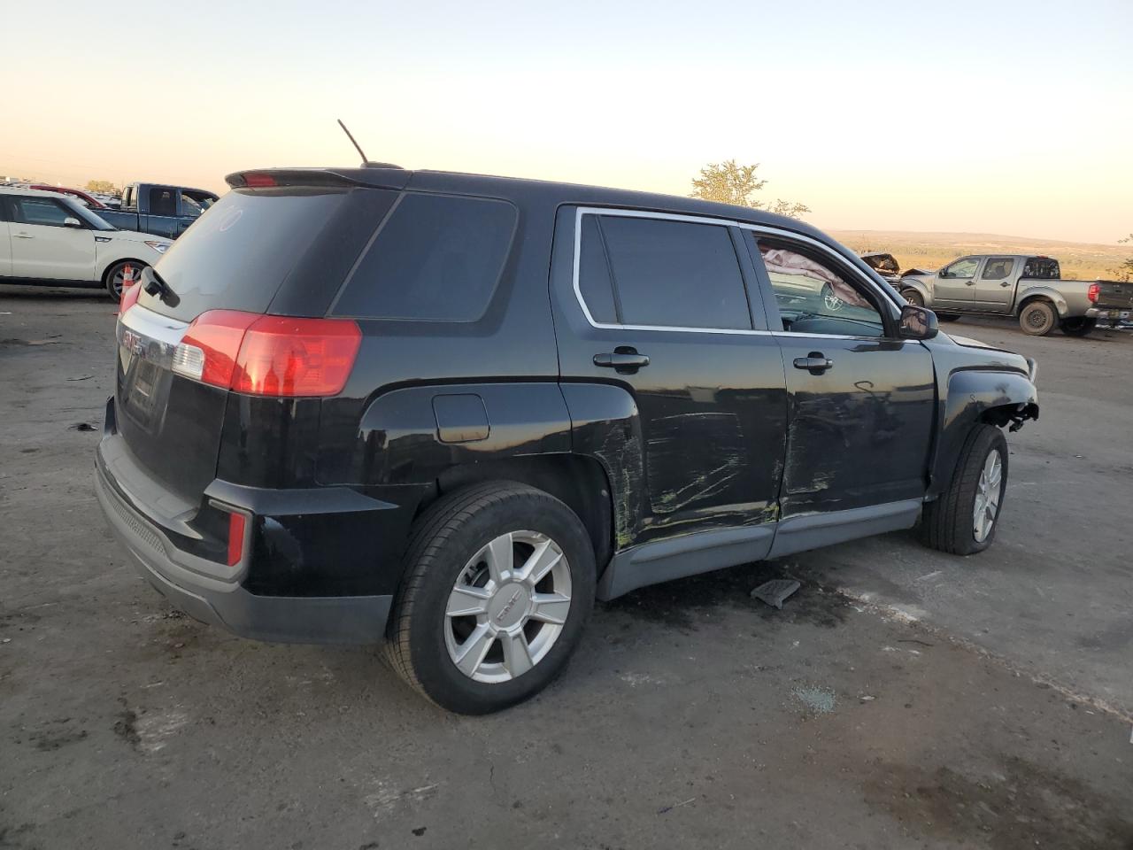 2017 GMC Terrain - Image 3