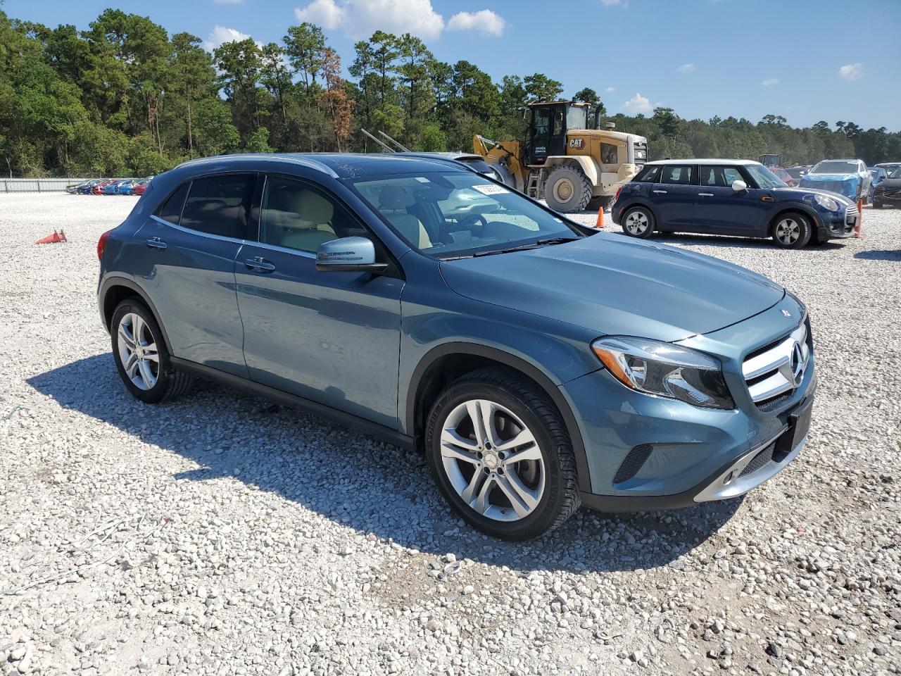 VIN WDCTG4EB6FJ138181 2015 MERCEDES-BENZ GLA-CLASS no.4