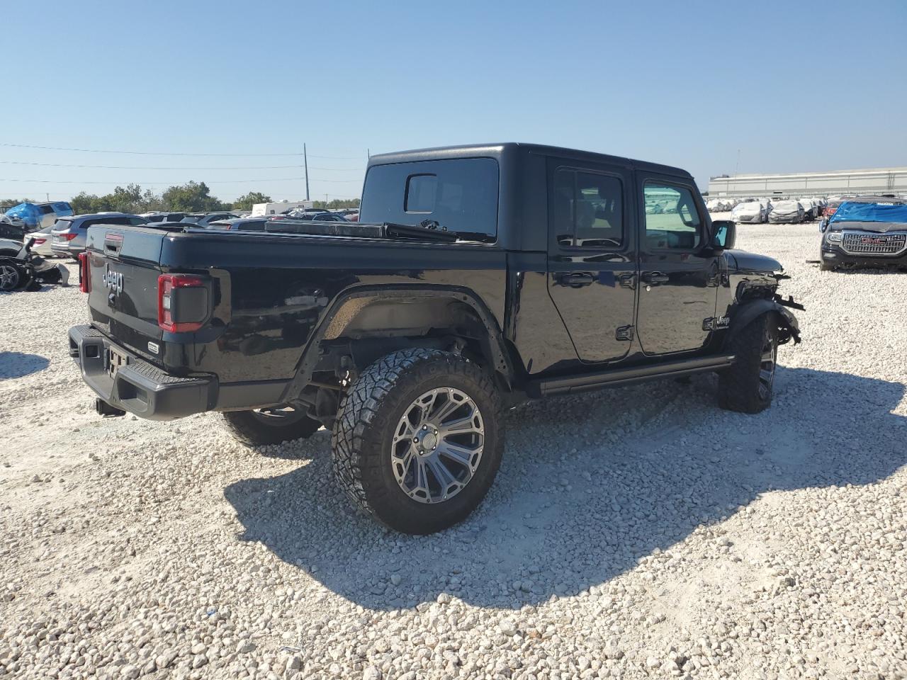 2020 Jeep Gladiator - Image 3