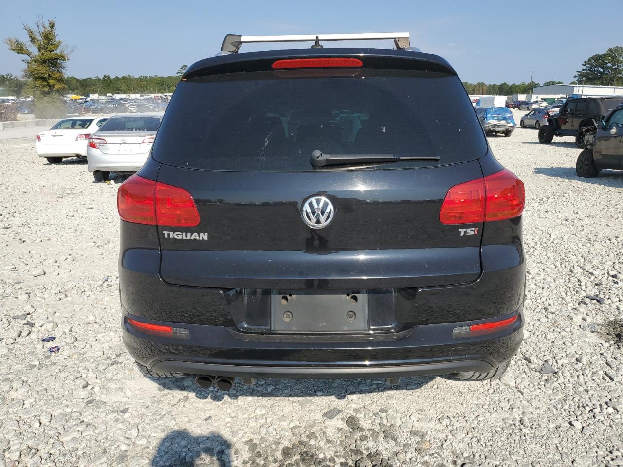 WVGTV7AX2HW505139 2017 Volkswagen Tiguan Sport