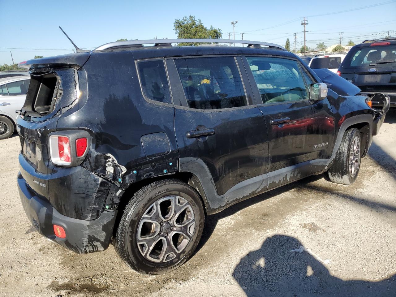 2016 Jeep Renegade - Image 3