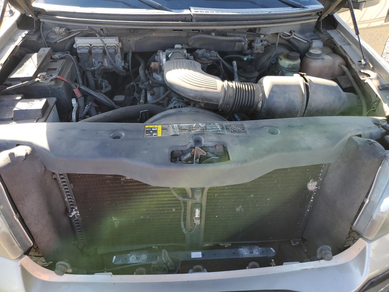 2004 Ford F-150 - Image 12