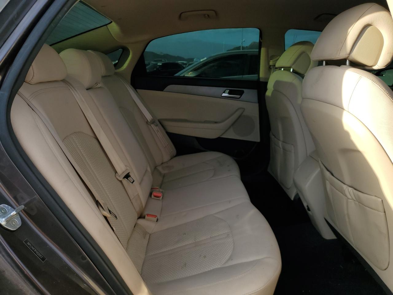 2015 Hyundai Sonata - Image 10