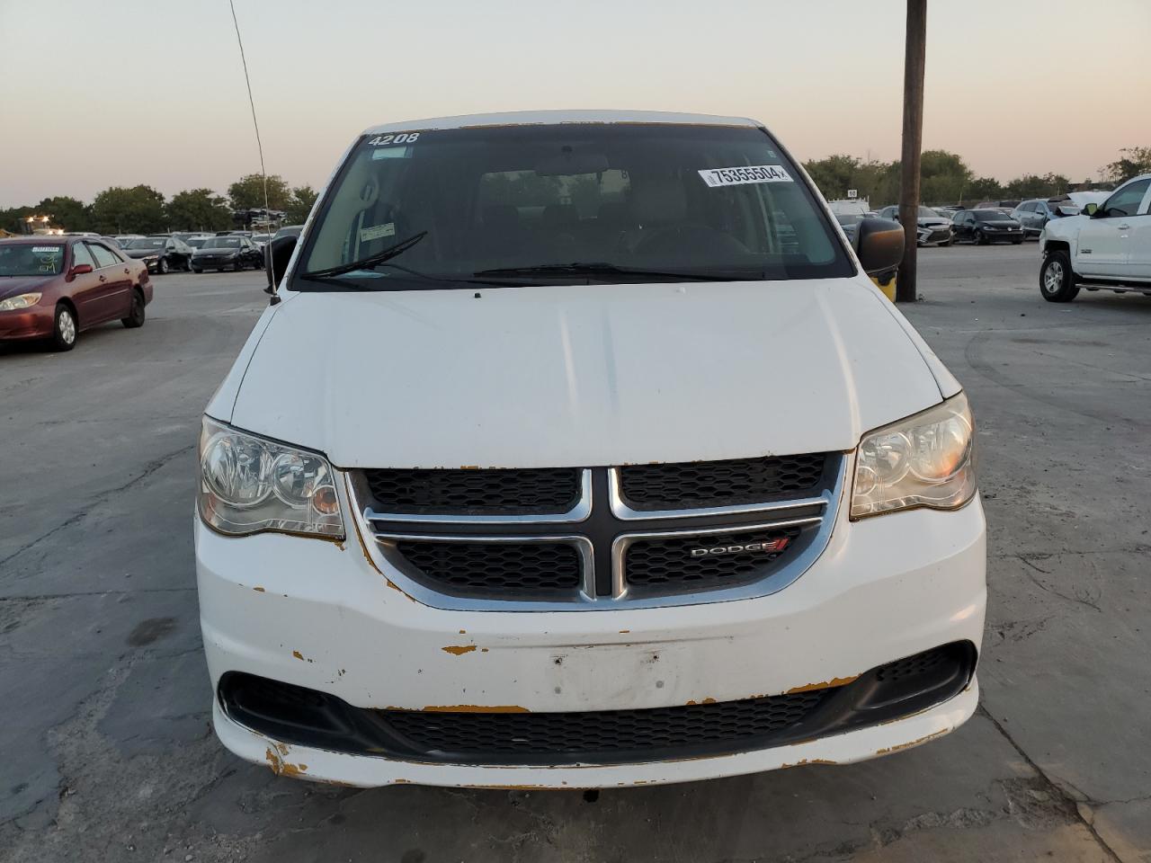 2C4RDGBGXHR767807 2017 Dodge Grand Caravan Se