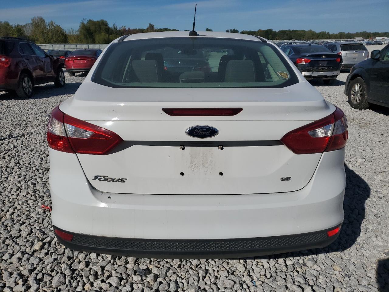 1FAHP3F23CL308667 2012 Ford Focus Se