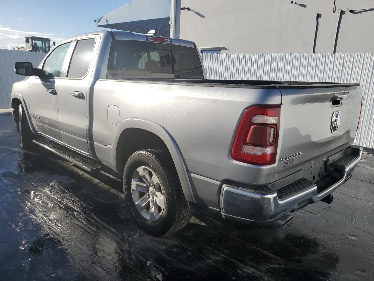 2019 RAM 1500 - Image 2