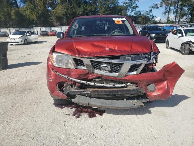  NISSAN FRONTIER 2018 Червоний