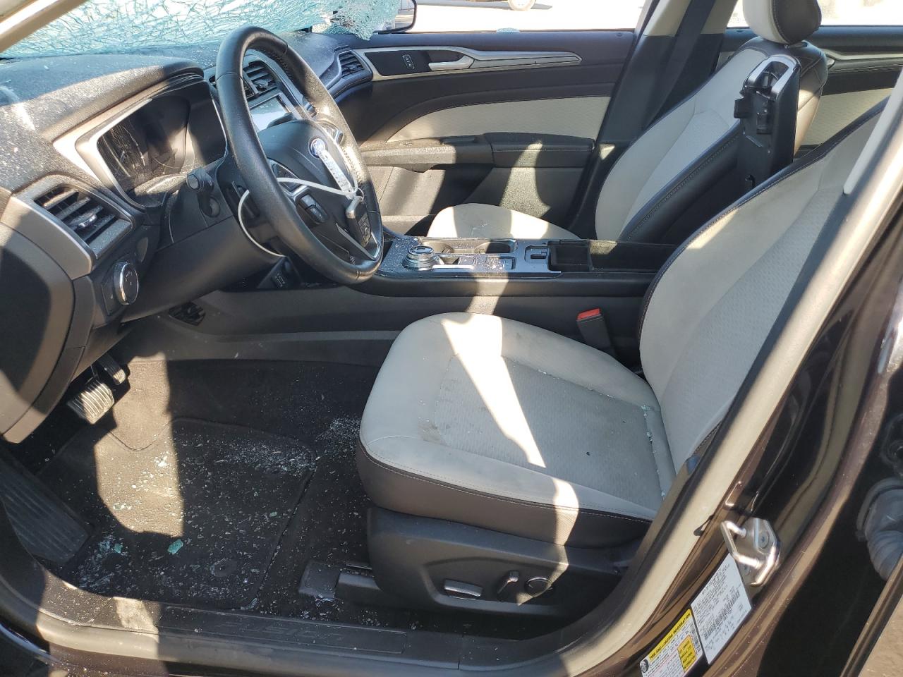 2019 Ford Fusion Se VIN: 3FA6P0HD3KR277084 Lot: 74764274