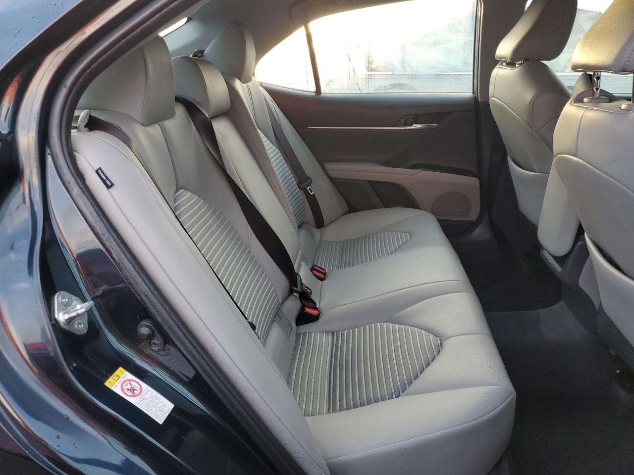 2018 Toyota Camry - Image 10