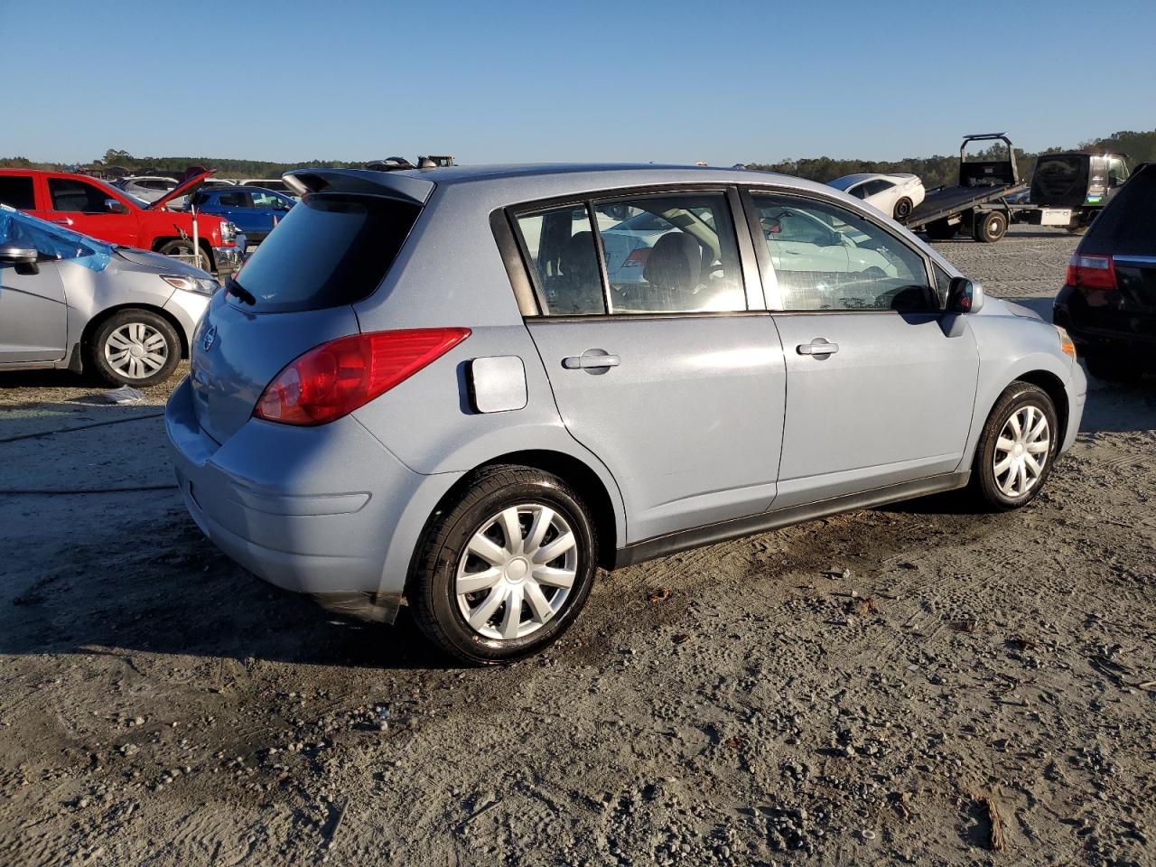 2009 Nissan Versa - Image 3