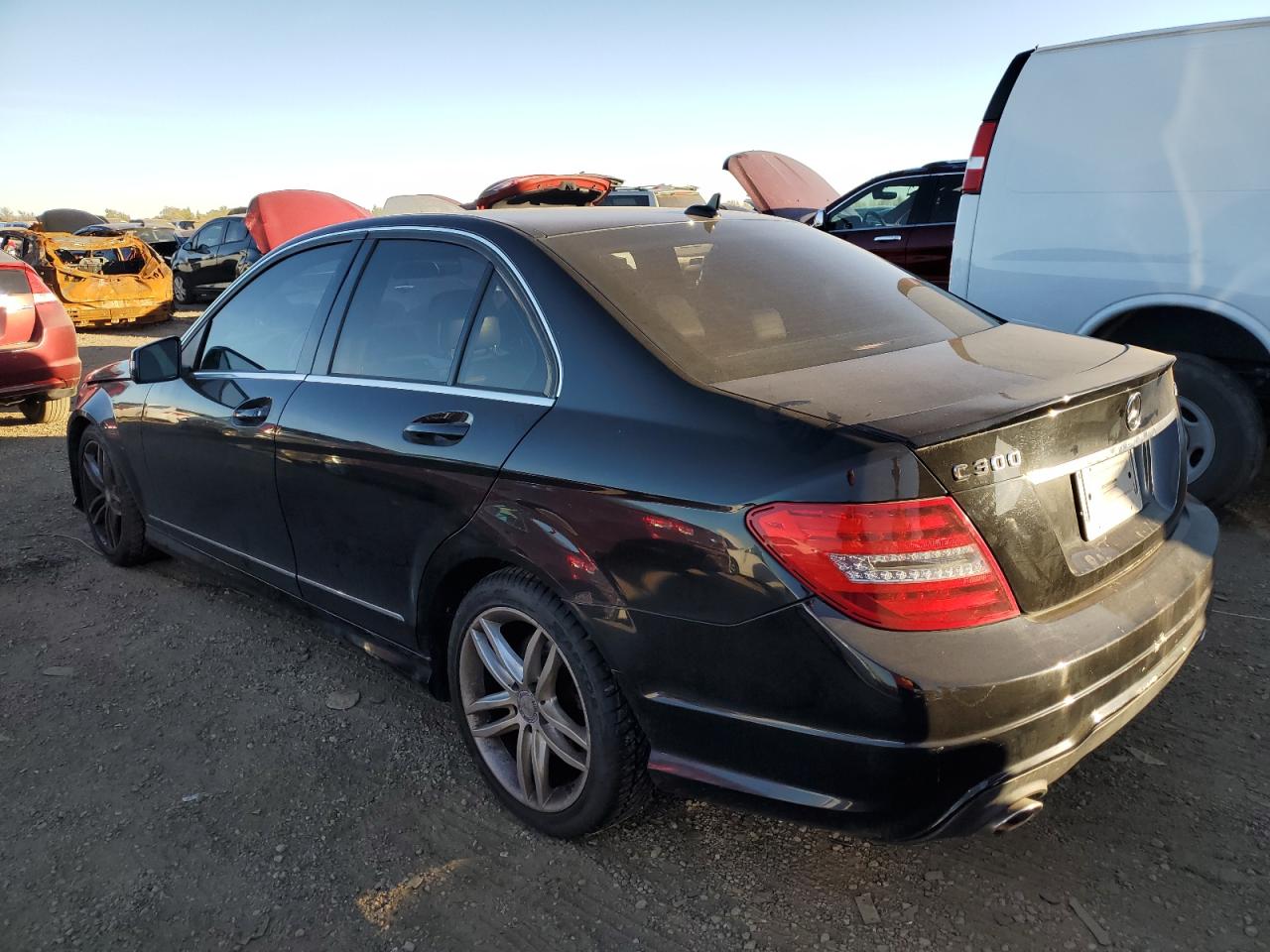 VIN WDDGF8AB6ER319665 2014 MERCEDES-BENZ C-CLASS no.2